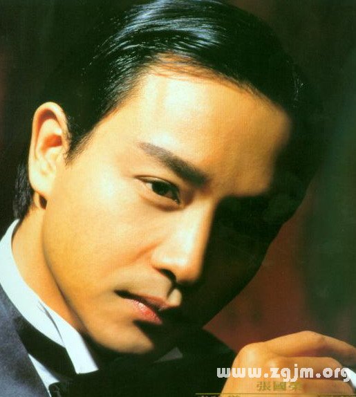 张国荣专辑 leslie cheung four seaso_为什么张国荣叫leslie_张国荣英文名为什么叫leslie